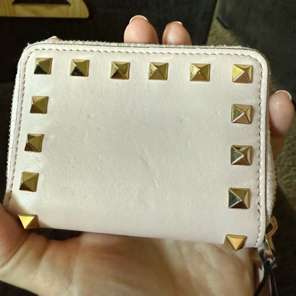 Valentino Garavani Pink Rockstud Wallet full inclusion‎ EUC msrp $490